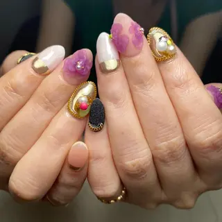 ネイル NAILSALON RandU...のネイルデザイン