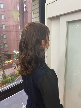 セミロング ショート/レイヤー カット/服部タカノリのヘアスタイル
