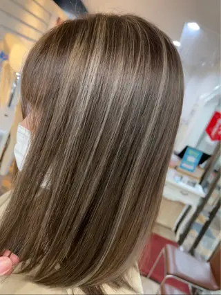 セミロング 🫧髪質改善/韓国 ヘアryusei🫧のヘアスタイル