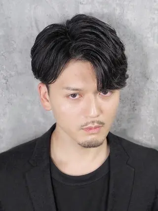 ミディアム パーマ メンズ ヒロ銀座恵比寿店所属・ほり たつみのヘアスタイル