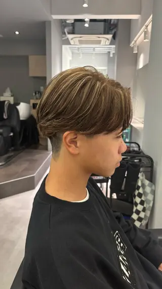 ミディアム カラー メンズ 高橋 周のヘアスタイル