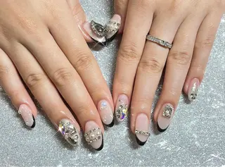 ネイル VIERU 🌈🎀💖のネイルデザイン