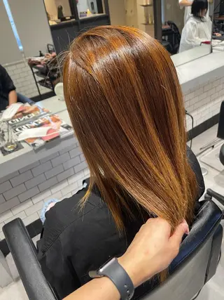 セミロング 近藤 麻美のヘアスタイル