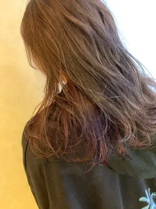 ロング Lit.豊橋 夏目のヘアスタイル