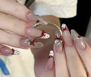ネイル Pure&Rich Nailのネイルデザイン