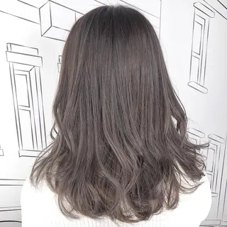 ミディアム カラー TOMOKA 艶髪/透明感カラーのヘアスタイル