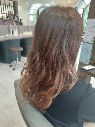 ロング パーマ 横手 美奈のヘアスタイル