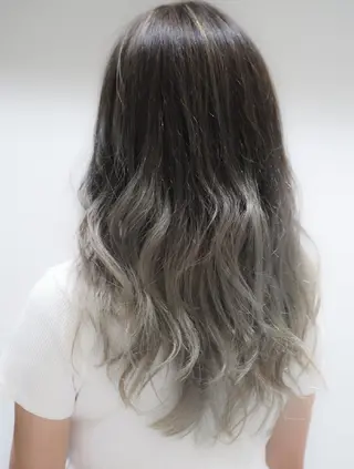 ロング カラー 辻 竜也　のヘアスタイル
