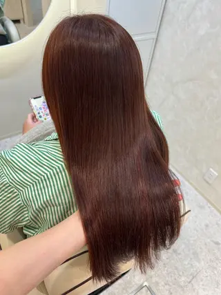 ロング カラー 片岡 由依のヘアスタイル