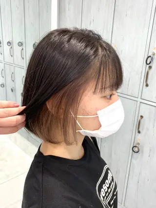 ミディアム カラー 中川 茜里のヘアスタイル