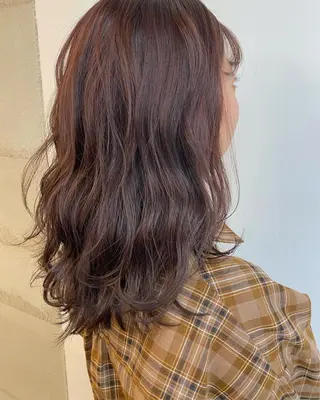 ミディアム ナガイ アヤのヘアスタイル