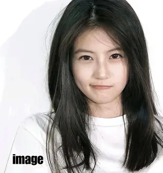 セミロング 岸本 理希のヘアスタイル