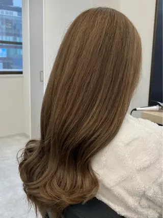 セミロング カラー michiru 【EIGHT 札幌】のヘアスタイル