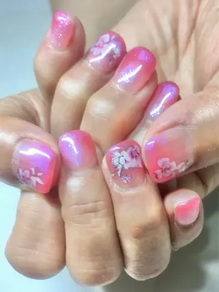 ネイル 新宿ネイルサロン ジェミディローサのネイルデザイン