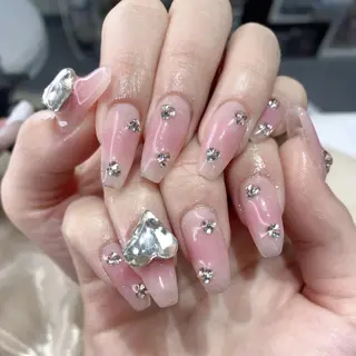 ネイル Queens 榊 まおのネイルデザイン