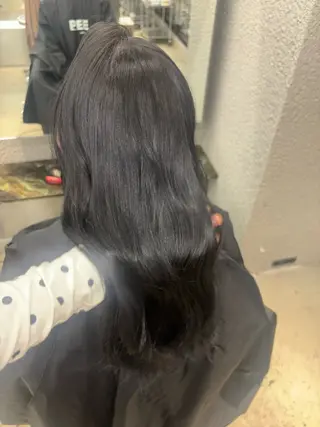 ロング カラー ヘアアレンジ PELE  渋谷 airiのヘアスタイル