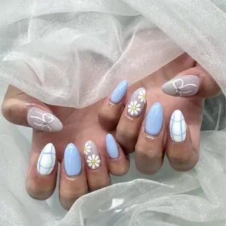 ネイル 山岸 夏菜のネイルデザイン