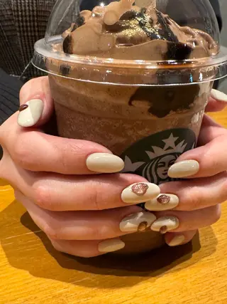 ネイル MIINA .のネイルデザイン