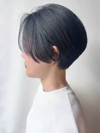 ショート 松岡彩華 ボブ /グレージュのヘアスタイル