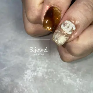 ネイル S. JEWELのネイルデザイン