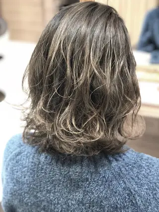 ショート カラー 店長 小池アキトのヘアスタイル