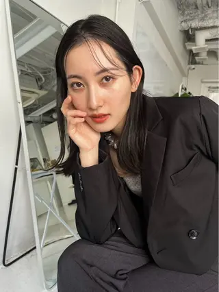 ミディアム 🍸nana/透明感 カラー/レイヤー✨のヘアスタイル