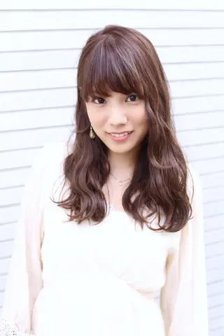 セミロング カラー ハイトーン/カラー/ 用賀/稲若健太郎のヘアスタイル