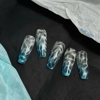 ネイル BLUE CORAのネイルデザイン