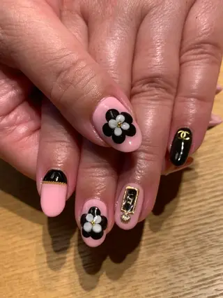 ネイル ネイルスペースR 小林のネイルデザイン