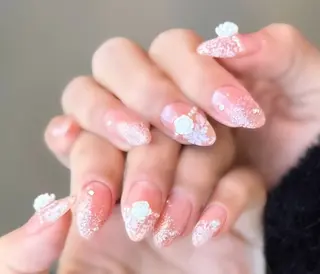 ネイル 新山 聖のネイルデザイン