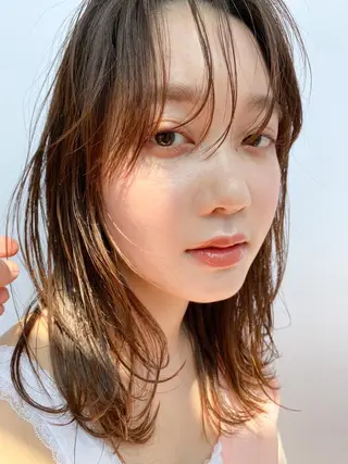 ミディアム クロスパーマ× 透明感カラー✂︎のヘアスタイル