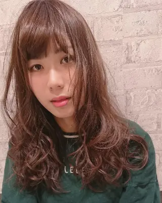 カラー ロング ヘアアレンジ 秋山 幸太のヘアスタイル