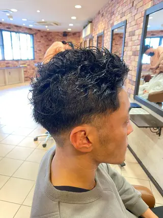 メンズ メンズサロン AXLのヘアスタイル