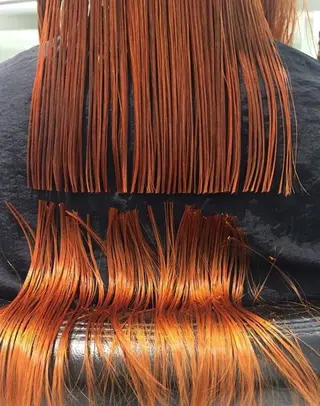 セミロング ヤノ ナオミのヘアスタイル