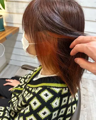 ミディアム カラー 下島 優人のヘアスタイル