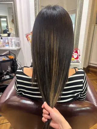ロング 酸性ストレート✨ 艶カラー✨谷口倭子のヘアスタイル