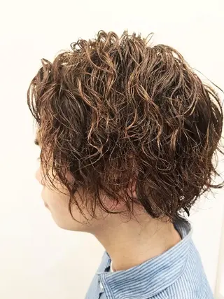 メンズ ミディアム パーマ カラー 特殊パーマ 片山恭兵のヘアスタイル
