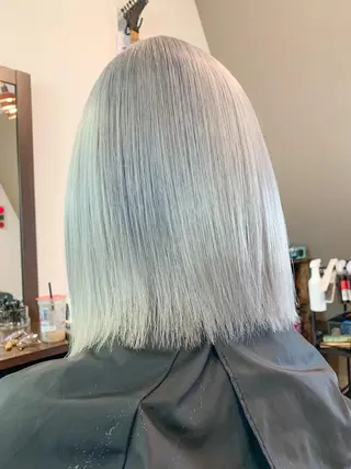 ミディアム 🍀ケアブリーチ カラー🍀坂井のヘアスタイル