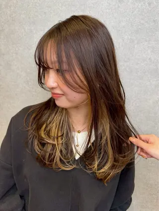 ロング カットモデル𓍲艶髪 🫧秋積日向のヘアスタイル