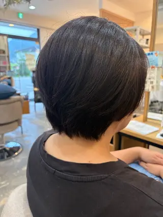 ショート 新畑 京子のヘアスタイル