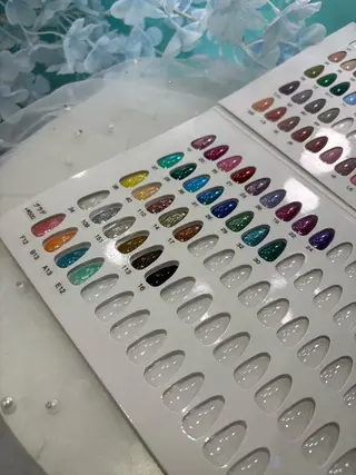 ネイル REI NAのネイルデザイン