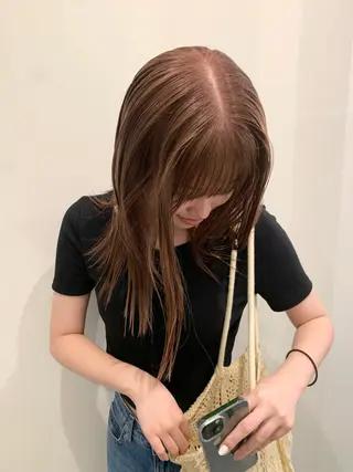 ミディアム カラー 落合希 Olivebeigeのヘアスタイル