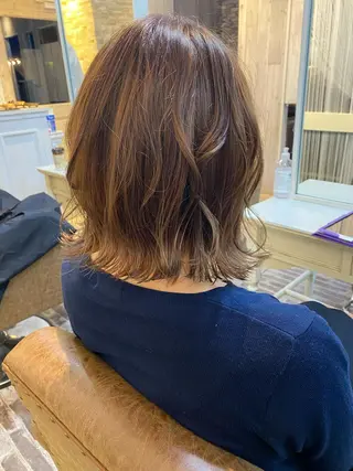 ミディアム カラー ヘアアレンジ 🔥5月お得価格🔥 東海林悠太のヘアスタイル