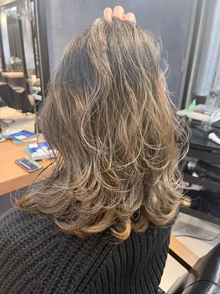 セミロング カラー ヘアアレンジ キッズ マツエク・マツパ アイブロウ 透明感カラー🤎 ゆりのヘアスタイル