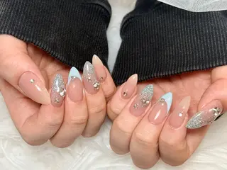 ネイル 🌈 Laule'aのネイルデザイン