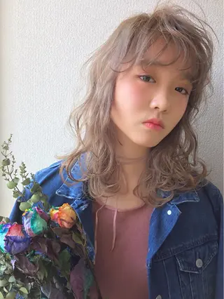 ミディアム セミロング ロング カラー ヘアアレンジ まつエク potato nanacoのヘアスタイル