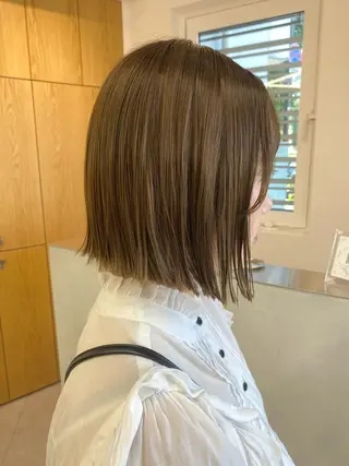 ミディアム 濱﨑 紅葉のヘアスタイル