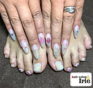 ネイル 與儀 知佳のネイルデザイン