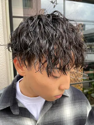 メンズ 沖縄メンズパーマ/ TSUME🌈のヘアスタイル