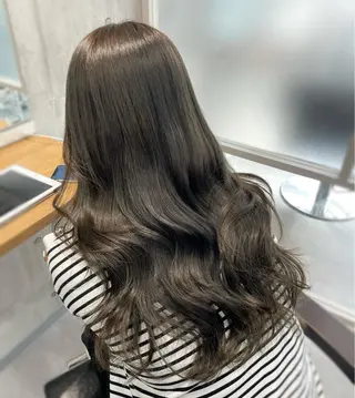 カラー オオカワユウキ 🎀newi池袋のヘアスタイル